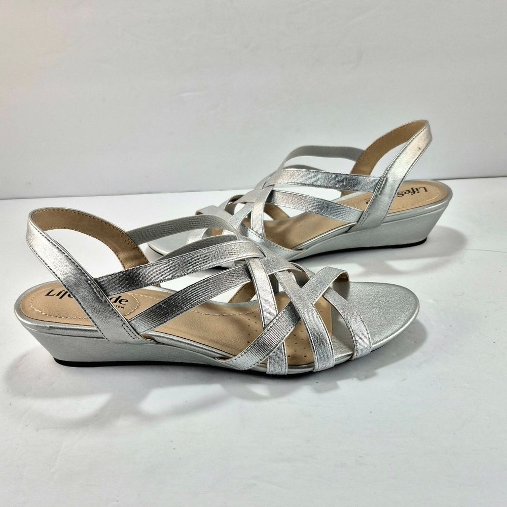NWOT LifeStride Yung Strappy Wedge Sandals in Silver 8